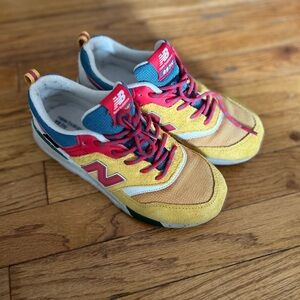 New Balance 997H Athletic Shoe - Big Kid - Yellow / Multicolor Size 4.5
